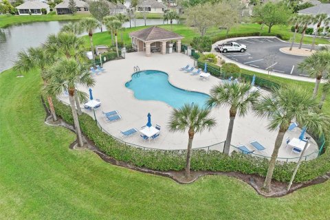 Villa ou maison à vendre à Punta Gorda, Floride: 4 chambres, 174.1 m2 № 1104986 - photo 5