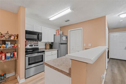 Copropriété à vendre à Orlando, Floride: 2 chambres, 92.07 m2 № 1425005 - photo 11