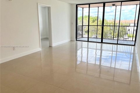 Copropriété à vendre à Miami, Floride: 2 chambres, 114.46 m2 № 1369230 - photo 1