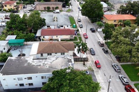 Villa ou maison à vendre à Miami, Floride: 3 chambres, 121.61 m2 № 1368710 - photo 4