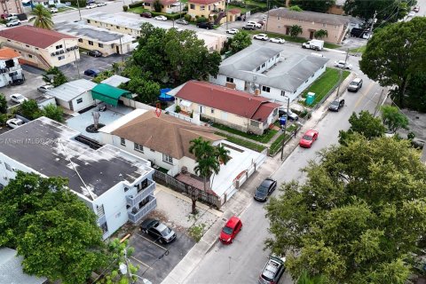 Villa ou maison à vendre à Miami, Floride: 3 chambres, 121.61 m2 № 1368710 - photo 3