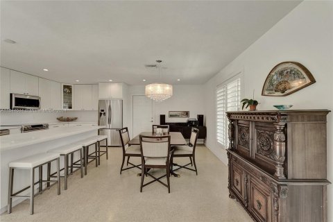 Casa en venta en Miami, Florida, 3 dormitorios, 165.74 m2 № 1327620 - foto 13