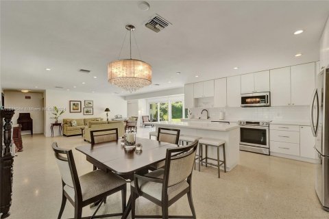 Casa en venta en Miami, Florida, 3 dormitorios, 165.74 m2 № 1327620 - foto 8