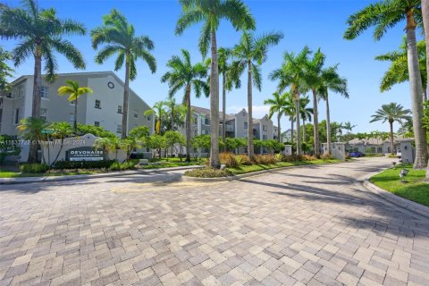 Condo in Pembroke Pines, Florida, 1 bedroom  № 1309672 - photo 24