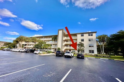 Condominio en venta en Coconut Creek, Florida, 2 dormitorios, 112.41 m2 № 868776 - foto 30