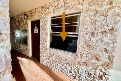 Condominio en venta en Coconut Creek, Florida, 2 dormitorios, 112.41 m2 № 868776 - foto 1