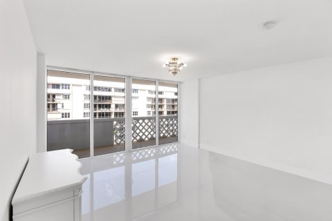 Copropriété à vendre à Boca Raton, Floride: 5 chambres, 228.54 m2 № 1081370 - photo 18