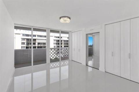 Copropriété à vendre à Boca Raton, Floride: 5 chambres, 228.54 m2 № 1081370 - photo 27