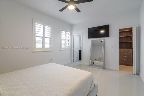 Villa ou maison à vendre à Miami, Floride: 5 chambres, 266.07 m2 № 1382995 - photo 29