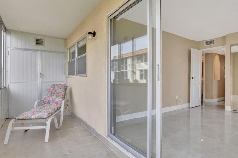 Copropriété à vendre à Delray Beach, Floride: 2 chambres, 82.03 m2 № 987304 - photo 16