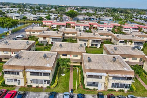 Condo in Delray Beach, Florida, 2 bedrooms  № 987304 - photo 2