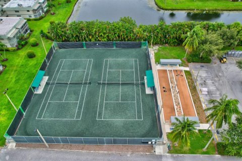 Copropriété à vendre à Delray Beach, Floride: 2 chambres, 82.03 m2 № 987304 - photo 1