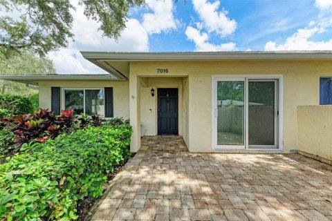 Copropriété à vendre à Sarasota, Floride: 2 chambres, 103.86 m2 № 1364640 - photo 3