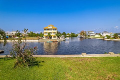 Terreno en venta en Hernando Beach, Florida № 1403719 - foto 7