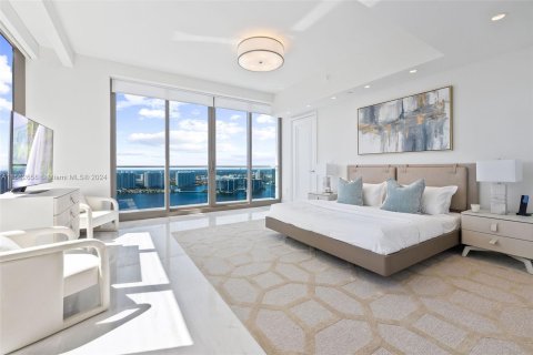 Condo in Sunny Isles Beach, Florida, 3 bedrooms  № 1098513 - photo 13