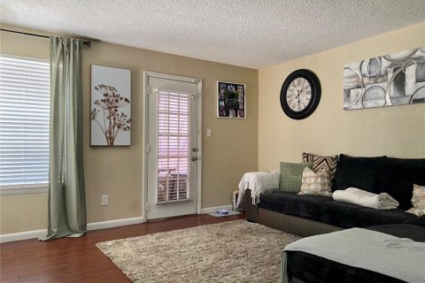 Condo in Orlando, Florida, 2 bedrooms  № 1307380 - photo 5