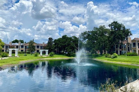 Condo in Orlando, Florida, 2 bedrooms  № 1307380 - photo 26