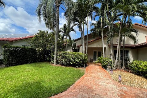 Casa en venta en Miami Lakes, Florida, 4 dormitorios, 204.48 m2 № 1325601 - foto 4