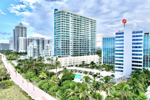 Condominio en venta en Miami Beach, Florida, 1 dormitorio, 116.87 m2 № 1227786 - foto 18