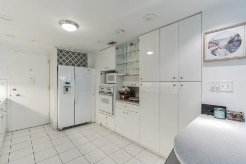 Condominio en venta en Miami Beach, Florida, 1 dormitorio, 116.87 m2 № 1227786 - foto 10