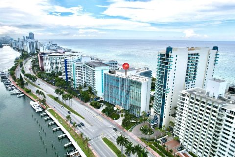 Condominio en venta en Miami Beach, Florida, 1 dormitorio, 116.87 m2 № 1227786 - foto 21