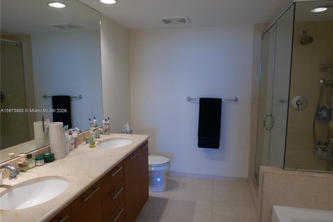 Copropriété à vendre à Miami, Floride: 2 chambres, 126.07 m2 № 1404244 - photo 10