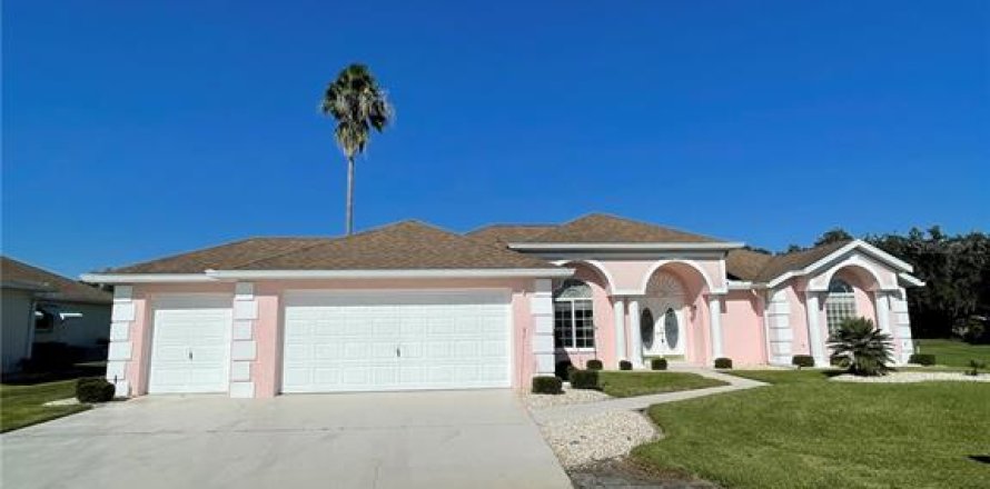 Villa ou maison à Ocala, Floride 2 chambres, 146.32 m2 № 1414389