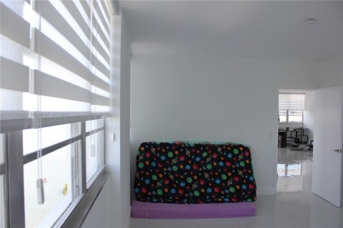 Condo in Miami, Florida, 3 bedrooms  № 1233642 - photo 24