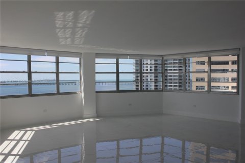 Copropriété à vendre à Miami, Floride: 3 chambres, 193.24 m2 № 1233642 - photo 15