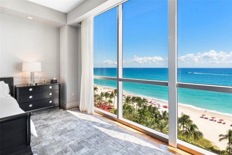 Condominio en venta en Sunny Isles Beach, Florida, 4 dormitorios, 428.19 m2 № 1233670 - foto 11