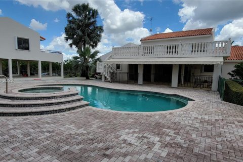 Casa en venta en Miami, Florida, 5 dormitorios, 738.94 m2 № 7095 - foto 29