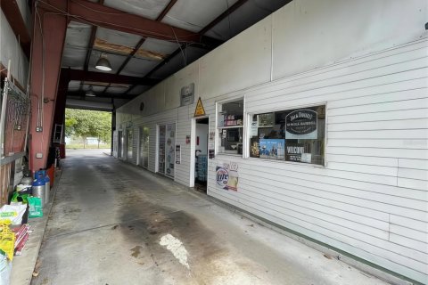 Commercial property in Okeechobee, Florida № 992019 - photo 12