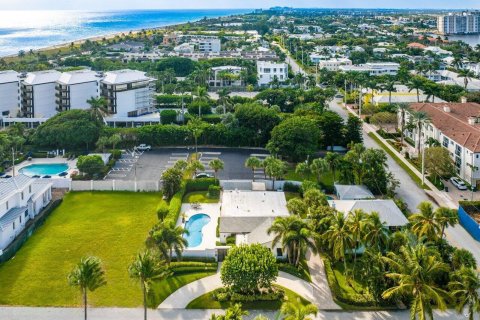 Villa ou maison à vendre à Delray Beach, Floride: 3 chambres, 220.36 m2 № 827796 - photo 12