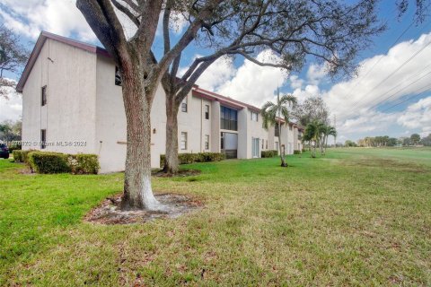 Copropriété à vendre à North Lauderdale, Floride: 3 chambres, 93.83 m2 № 1306296 - photo 17