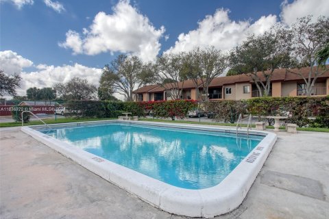 Copropriété à vendre à North Lauderdale, Floride: 3 chambres, 93.83 m2 № 1306296 - photo 16