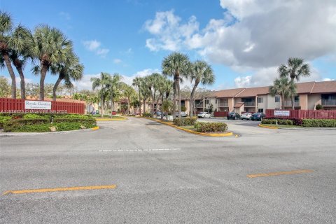 Copropriété à vendre à North Lauderdale, Floride: 3 chambres, 93.83 m2 № 1306296 - photo 13