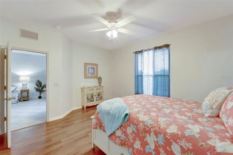 House in North Port, Florida 2 bedrooms, 136.29 sq.m. № 1251258 - photo 16