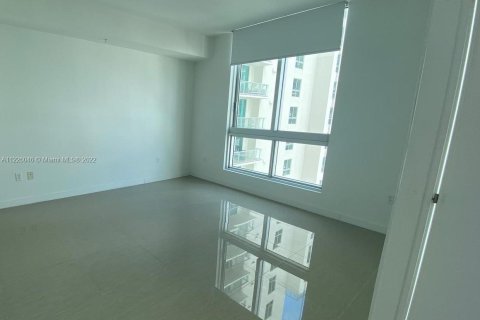 Condominio en venta en Miami, Florida, 1 dormitorio, 50.07 m2 № 12231 - foto 2
