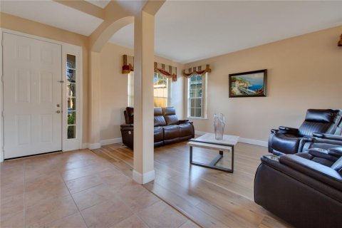 Villa ou maison à vendre à Orlando, Floride: 4 chambres, 252.14 m2 № 915628 - photo 16