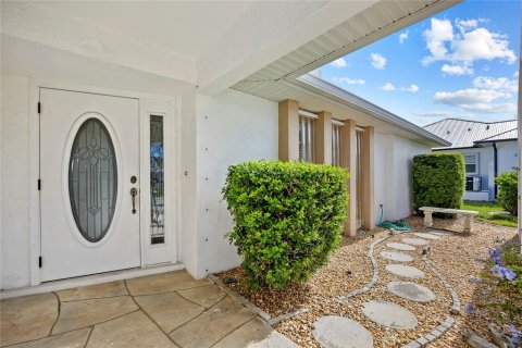 Villa ou maison à vendre à Punta Gorda, Floride: 2 chambres, 129.6 m2 № 1299238 - photo 17