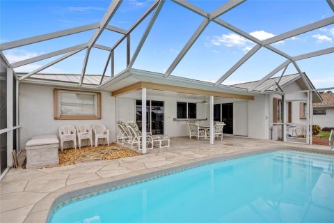 Villa ou maison à vendre à Punta Gorda, Floride: 2 chambres, 129.6 m2 № 1299238 - photo 7