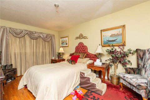 Condo in Port Richey, Florida, 2 bedrooms  № 1312092 - photo 10