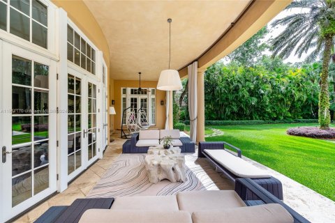 Villa ou maison à vendre à Miami, Floride: 6 chambres, 723.43 m2 № 1095826 - photo 24