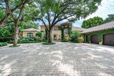 Villa ou maison à vendre à Miami, Floride: 6 chambres, 723.43 m2 № 1095826 - photo 3