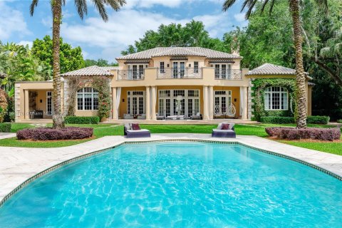 Villa ou maison à vendre à Miami, Floride: 6 chambres, 723.43 m2 № 1095826 - photo 4