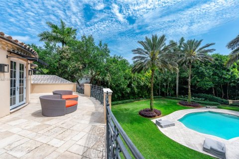 Villa ou maison à vendre à Miami, Floride: 6 chambres, 723.43 m2 № 1095826 - photo 23