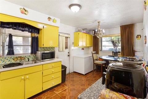 Villa ou maison à vendre à Lauderhill, Floride: 3 chambres, 152.64 m2 № 1095785 - photo 18