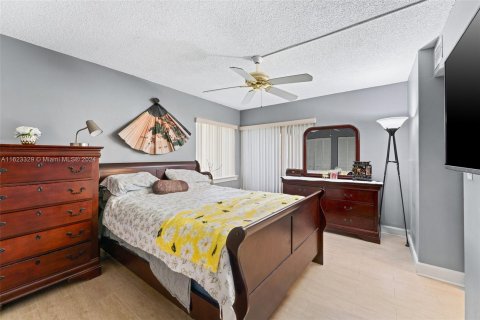 Condo in Plantation, Florida, 3 bedrooms  № 1270051 - photo 11