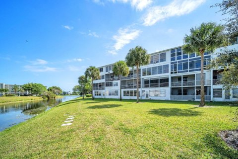 Condominio en venta en Deerfield Beach, Florida, 2 dormitorios, 81.85 m2 № 1007531 - foto 8