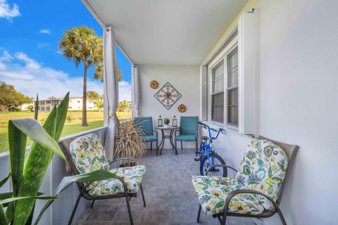 Copropriété à vendre à Deerfield Beach, Floride: 2 chambres, 81.85 m2 № 1007531 - photo 13